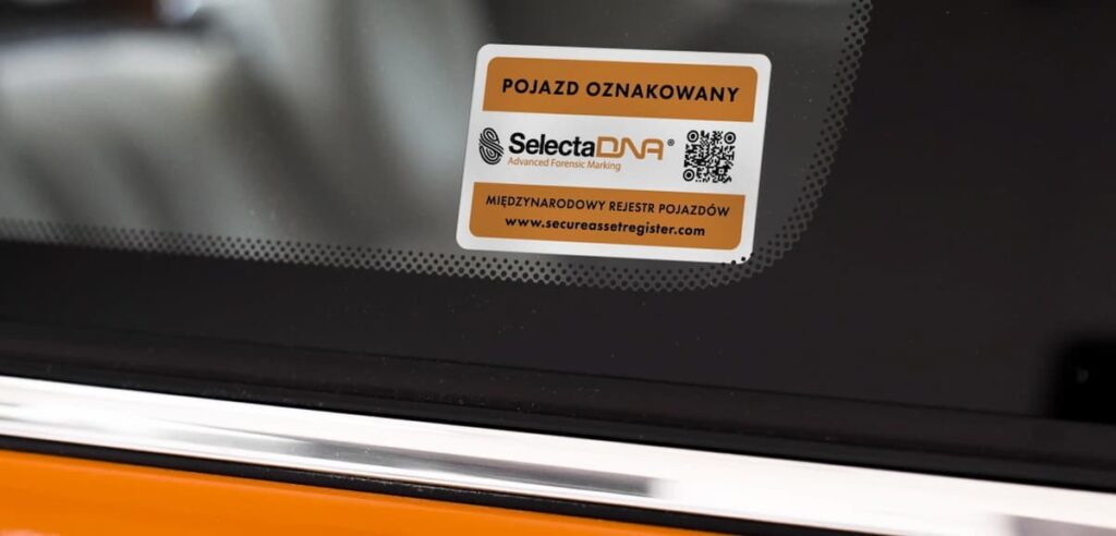 SelectDNA od Toyoty - naklejka