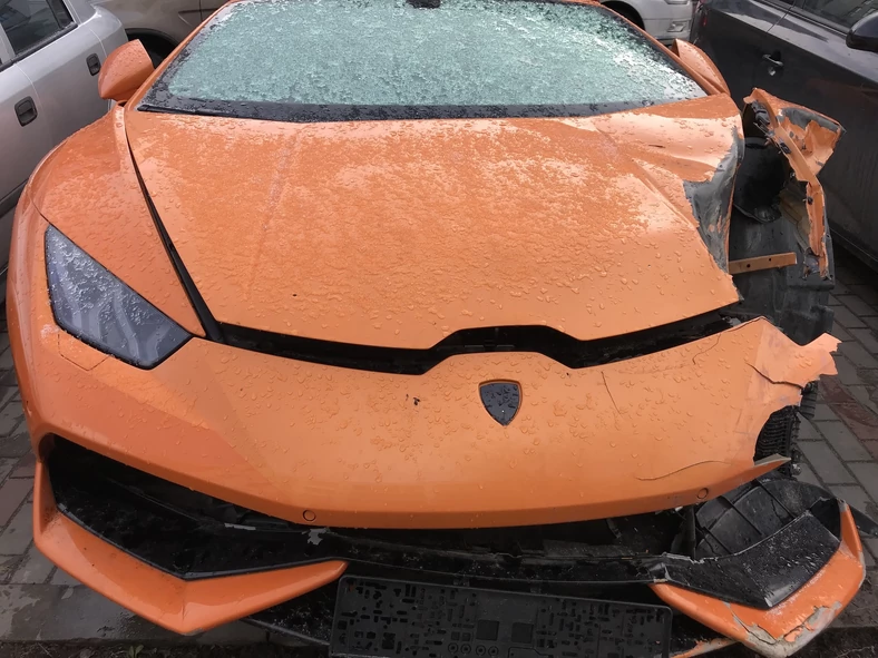 Rozbite w Warwszawie Lamborghini