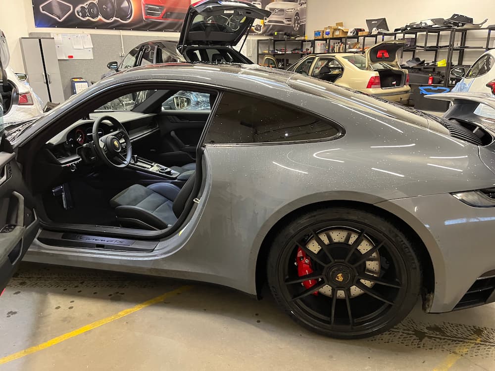 Porsche 911 GTS - 3